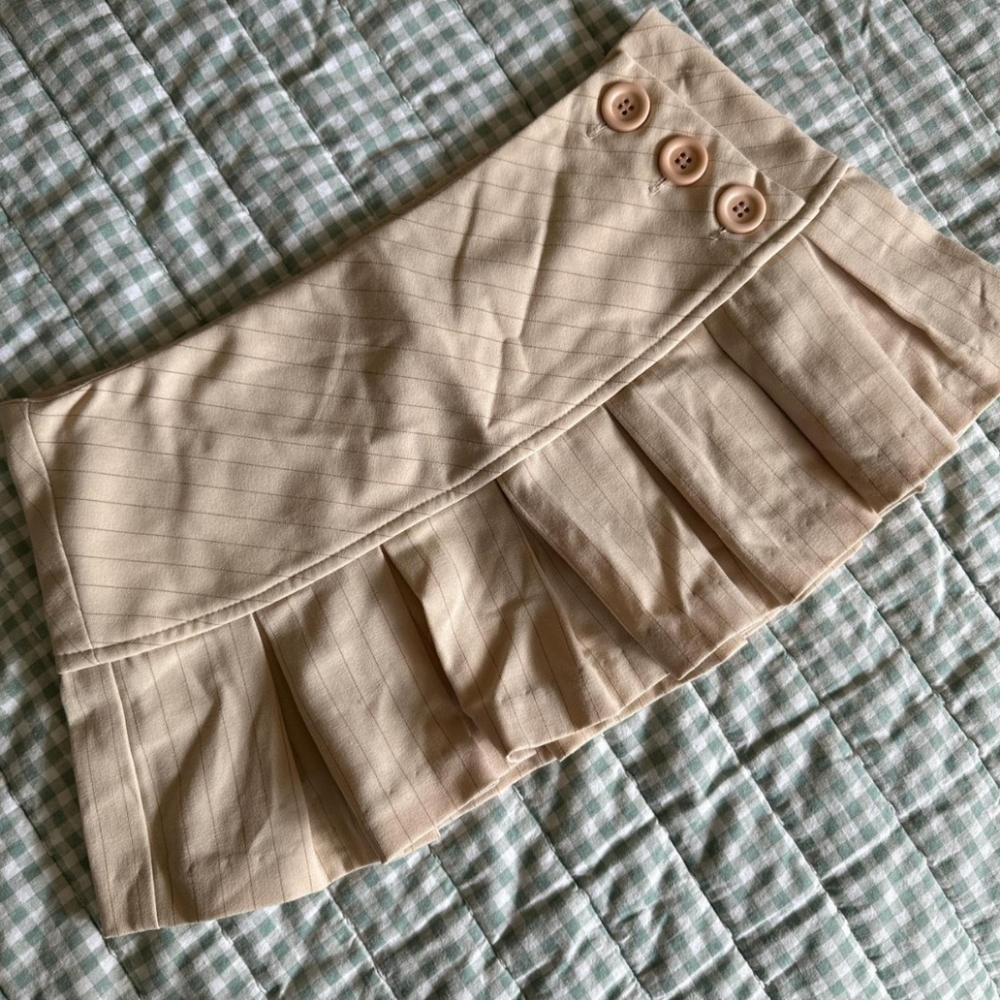 Micro mini 90s pinstripe pleated skirt